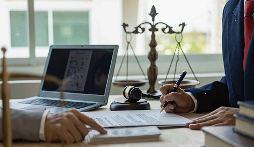 Orsted gives Greenberg Traurig, DLA Piper, Hengeler Mueller/SK&S, and Wardynski & Wspolnicy €11 million in legal services frameworks